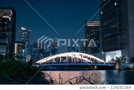 Osaka cityscape night view 129281169