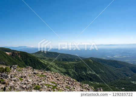 栃木縣那須山脈茶臼岳登山道的風景 栃木縣那須山脈茶臼岳登山道的風景 129283722