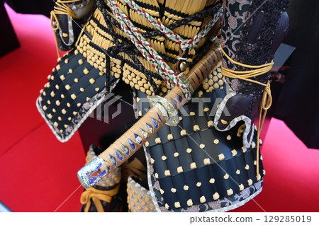 Samurai armor and sword 129285019