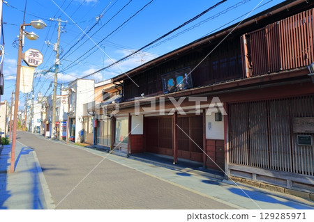 [島根縣]晴天的松江茶町商店街 129285971