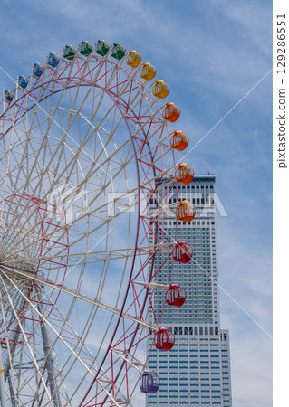 大阪臨空區的彩色摩天輪 129286551