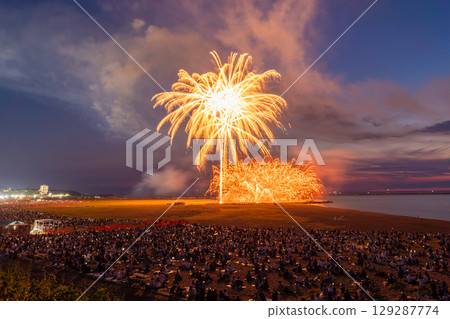 Niigata Prefecture: Gion Kashiwazaki Festival Sea Fireworks Display Niigata Prefecture: Gion Kashiwazaki Festival Sea Fireworks Display 129287774