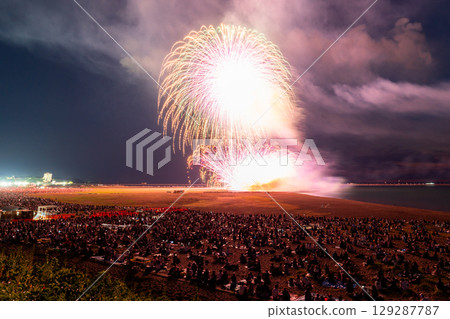 Niigata Prefecture: Gion Kashiwazaki Festival Sea Fireworks Display 129287787