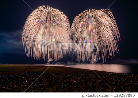 Niigata Prefecture: Gion Kashiwazaki Festival Sea Fireworks Display Niigata Prefecture: Gion Kashiwazaki Festival Sea Fireworks Display 129287890