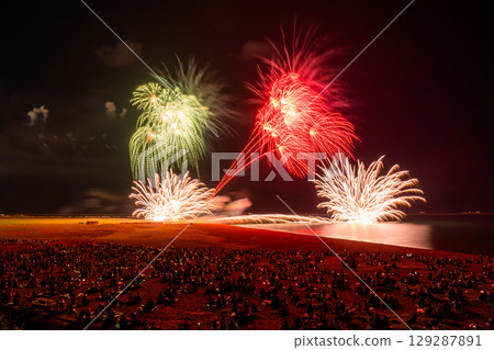 Niigata Prefecture: Gion Kashiwazaki Festival Sea Fireworks Display 129287891