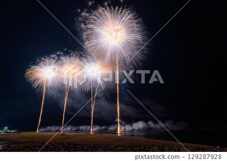 新潟縣:祇園柏崎祭海上煙火大會 新潟縣:祇園柏崎祭海上煙火大會 129287928