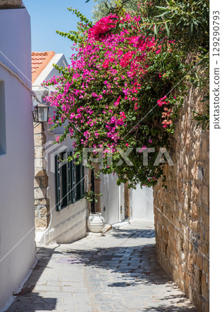 The streets of Lindos on the Greek Island of Rhodes 129290793