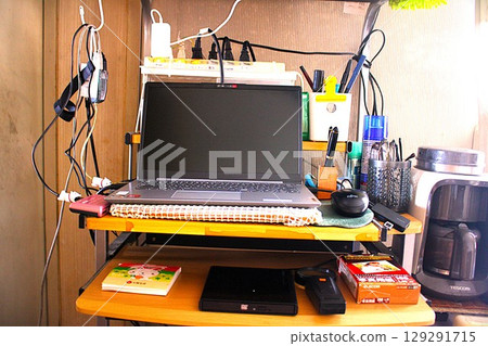 筆記型電腦辦公桌 129291715