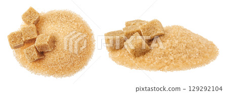 Pile of brown granulated sugar and sugar cubes isolated on white background. Top view, flat lay. 129292104