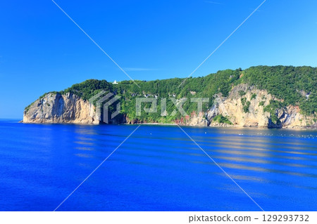 【島根縣】隱岐島(道後)岬角的爆炸火山口 【島根縣】隱岐島(道後)岬角的爆炸火山口 129293732