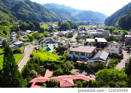 The streets of Kakeyu Onsen The streets of Kakeyu Onsen 129295560