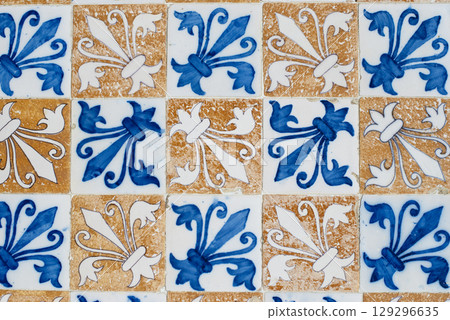 Portuguese glazed tiles 156 Portuguese glazed tiles 156 129296635
