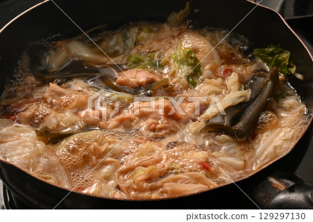 雞白菜鍋 129297130