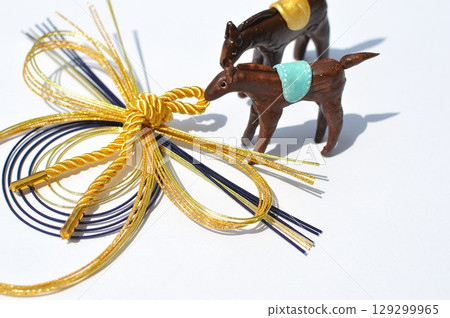 紙黏土馬和水引裝飾新年材料 129299965