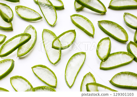 Sliced aloe vera pieces with translucent gel Sliced aloe vera pieces with translucent gel 129301103