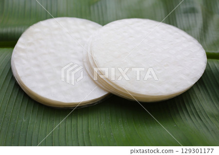 Stacked round sheets of Vietnamese rice paper Stacked round sheets of Vietnamese rice paper 129301177