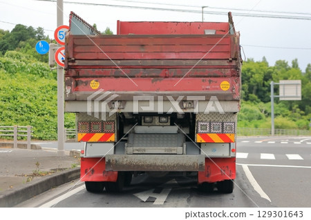 Dump truck image 129301643