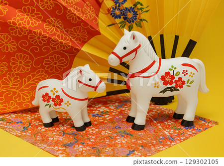 Cute horse parent and child zodiac ornaments for the Year of the Horse 129302105