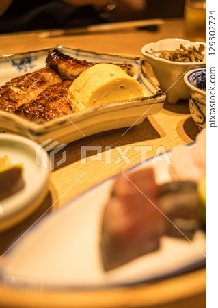 餐桌照:鰻魚 餐桌照:鰻魚 129302724