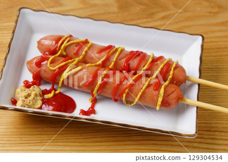Frankfurter sausage wiener 129304534
