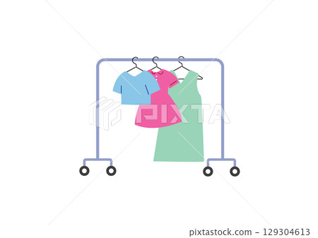 衣服掛在衣架上 129304613