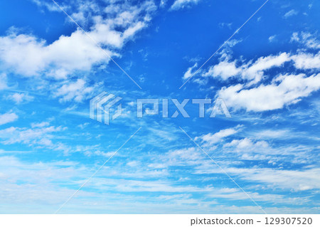 秋天天空和雲彩 秋天天空和雲彩 129307520