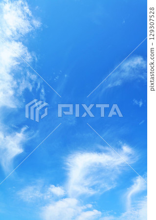 Autumn sky and clouds 129307528