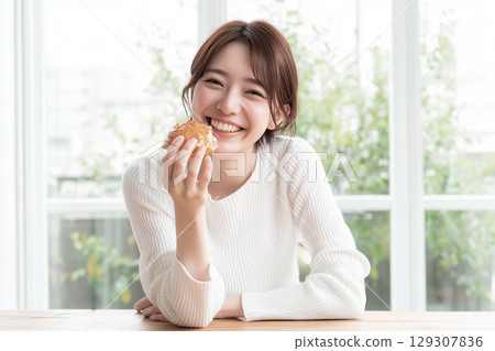 吃早餐的女人』 吃早餐的女人』 129307836