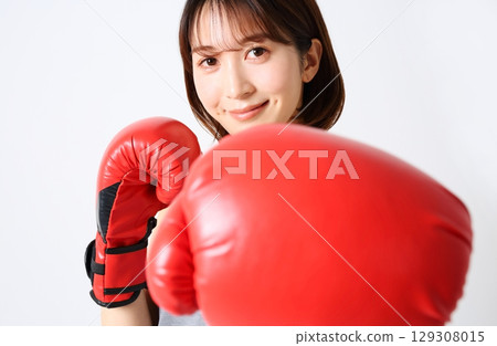 女拳擊手的形象 129308015