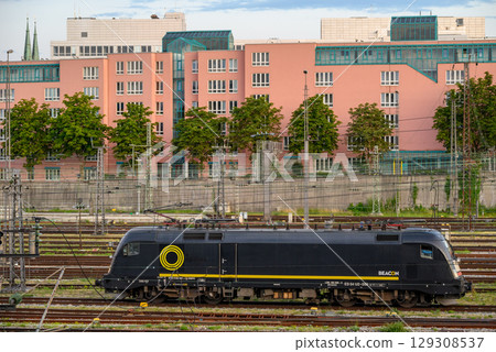 Trains at Munchen Hauptbahnhof Central Railway Station, main railway station in the city of Munich, Germany 129308537