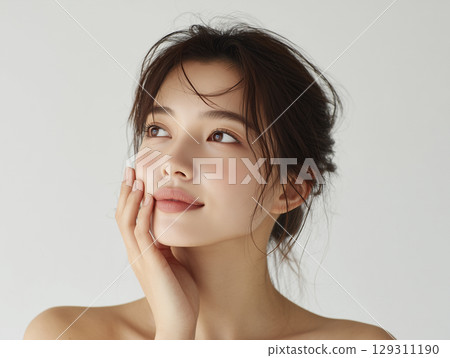 Women's Skin Care Image 129311190