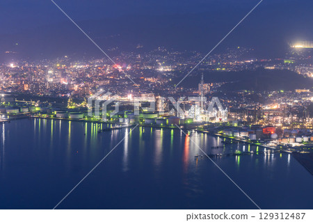 Shunan Industrial Complex and Factory Night View, Yamaguchi Prefecture 129312487