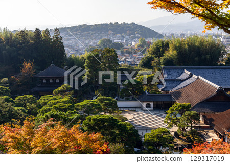 Panoramic autumn scene from Ginkakuji Temple gardens in Kyoto with vibrant foliage 129317019