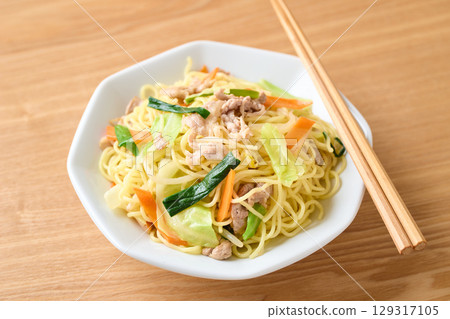 Salt fried noodles 129317105