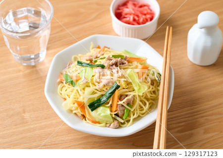 鹽炒麵 鹽炒麵 129317123