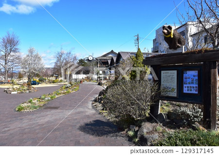 小諸市大手門公園車站花園資訊牌、商店和散步道 小諸市大手門公園車站花園資訊牌、商店和散步道 129317145
