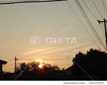城市與夕陽的輪廓 城市與夕陽的輪廓 129323003
