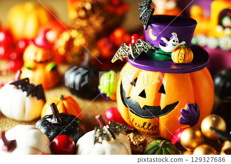 Halloween image 129327686