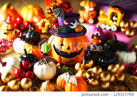 Halloween image 129327709