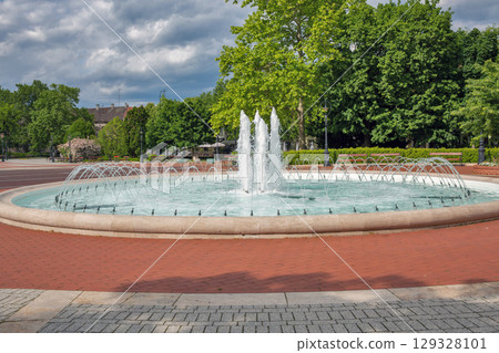 Beautiful fountain with water jets in city park Nagykanizsa, Hungary. 129328101