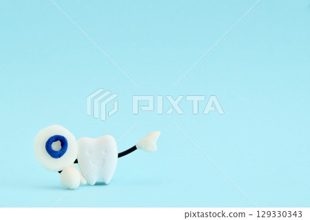 圓形的微型牙齒 圓形的微型牙齒 129330343