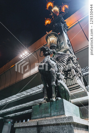 日本橋的麒麟像(夜景) 日本橋的麒麟像(夜景) 129330444