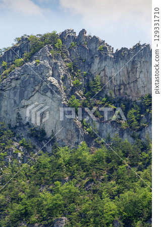 Seneca Rocks in Summer, West Virginia Seneca Rocks in Summer, West Virginia 129331710