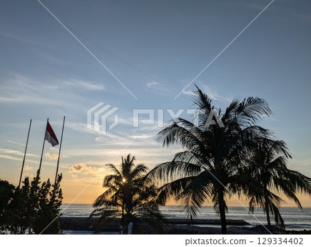 Sunset in Kuta, Bali 129334402