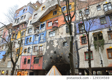 Hundertwasserhaus facade Hundertwasserhaus facade 129334569