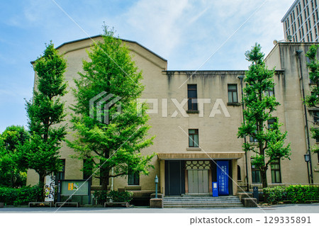 Waseda University Aizu Yaichi Memorial Museum (University Museum) 129335891