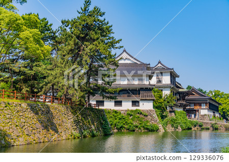 【福岡縣北九州】晴空下的小倉城 129336076