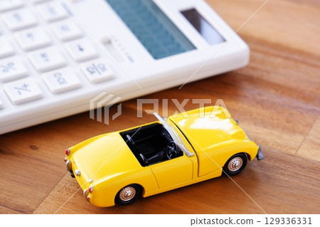 計算器和汽車 計算器和汽車 129336331