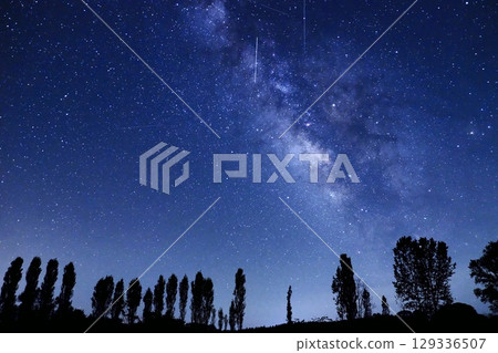Milky Way rising over the plateau Milky Way rising over the plateau 129336507