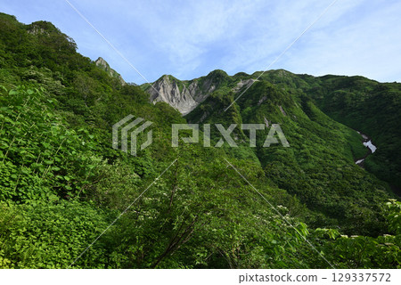 新潟縣登山天罡山 129337572